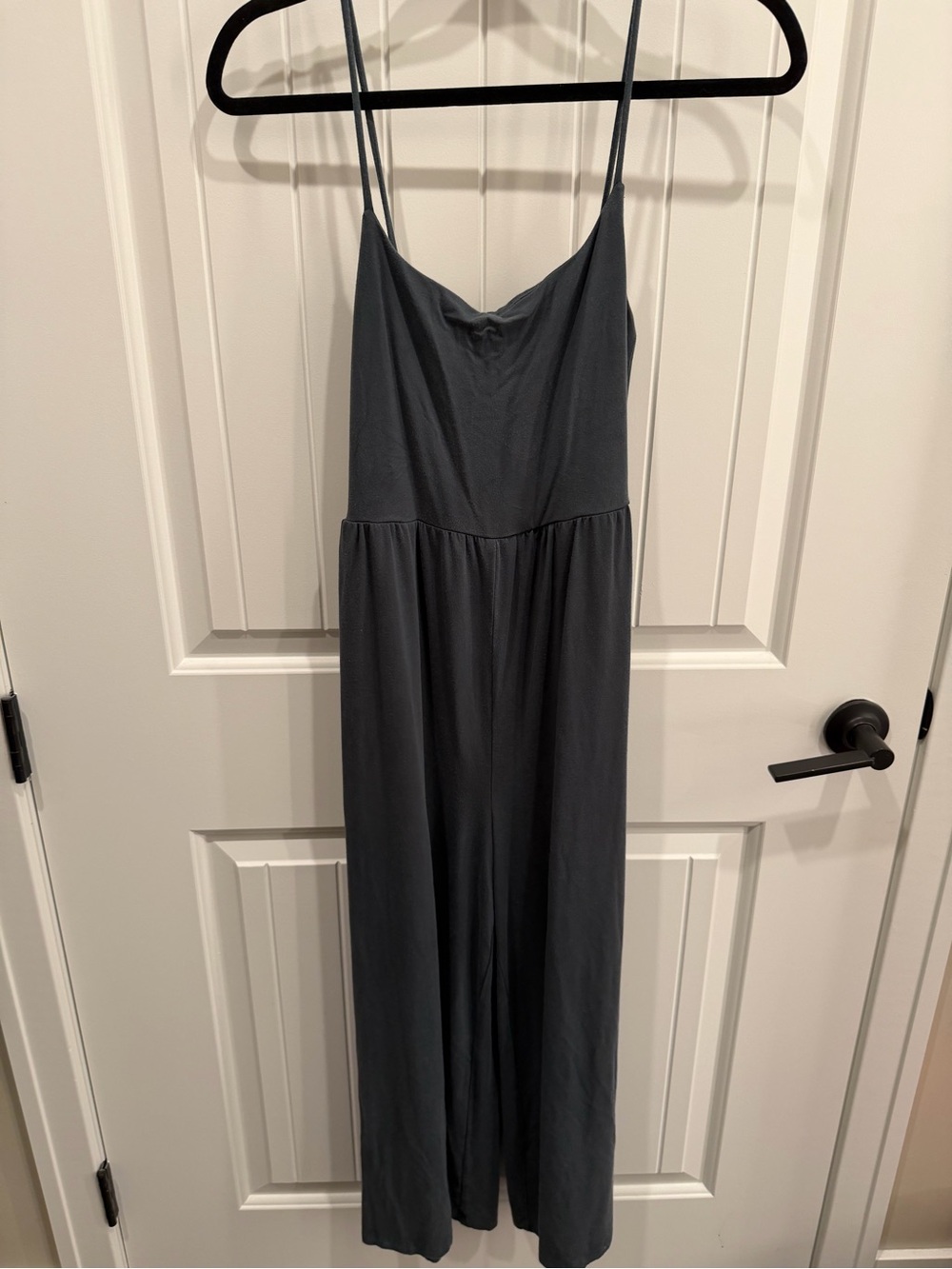 Quince Women’s Wide Leg Jumpsuit Charcoal Gray Size Medium Capri length